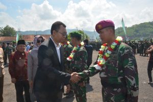 Gubernur NTB Lepas Satgas Batalyon Zeni TNI. Pasukan Pembangkit Semangat Korban Gempa.