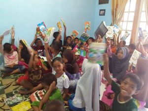 Rumah Literasi: Langkah Kecil Membangun Kembali Minat Baca di Desa Marente.