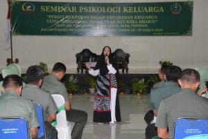 Sambut HUT Korem 162/WB ke 59, Persit KCK Koorcab Rem 162 Gelar Seminar Psikologi Keluarga