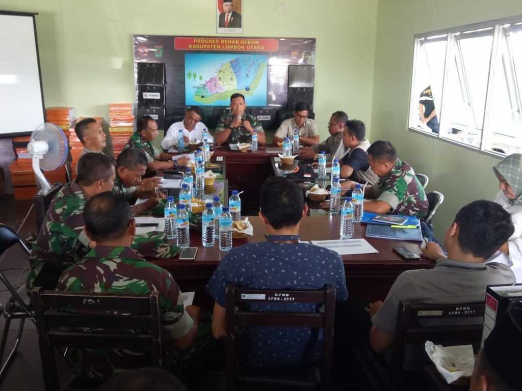 Danrem 162/WB memimpin Rapat Internal Bahas Percepatan Pembangunan Rehab Rekon di Kab. Lombok Utara
