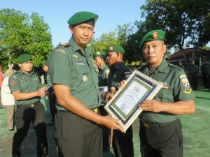 Dandim Loteng Lepas Empat Anggota Yang Akan Menjalani MPP