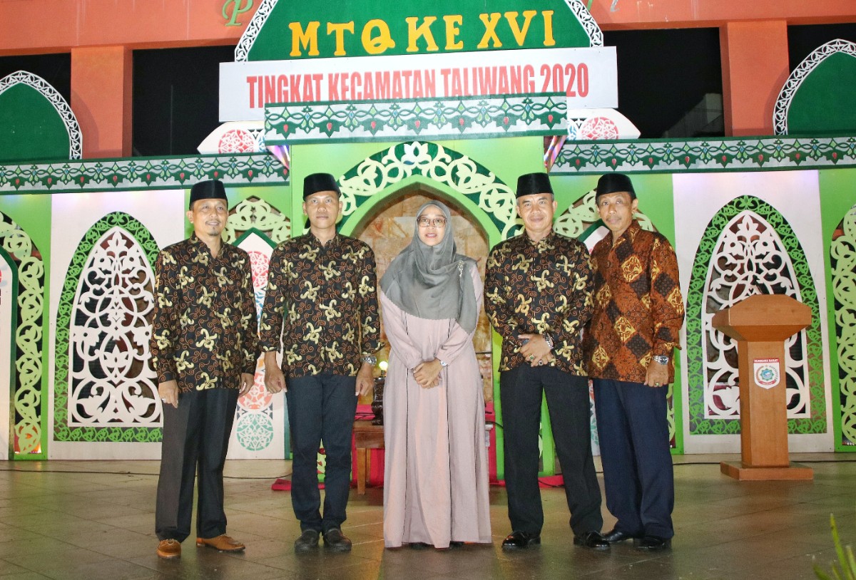 PicsArt_03-07-08.15.05