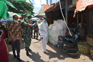 Korem 162/WB Dan Jajaran Secara Serentak Laksanakan Sterilisasi  Antisipasi Penyebaran Covid-19
