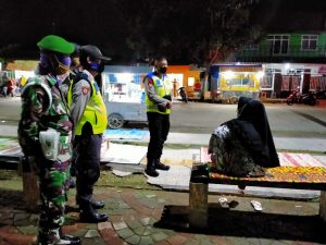 Ops Gatarin 2020 Polres Sumbawa Barat, Himbau Warga Pakai Masker dan Tetap Lengkapi Surat Kendaraan.