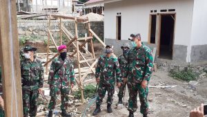 Danrem 162/WB Tinjau Progress RTG Dan Beri Semangat Satgas Rehab Rekon