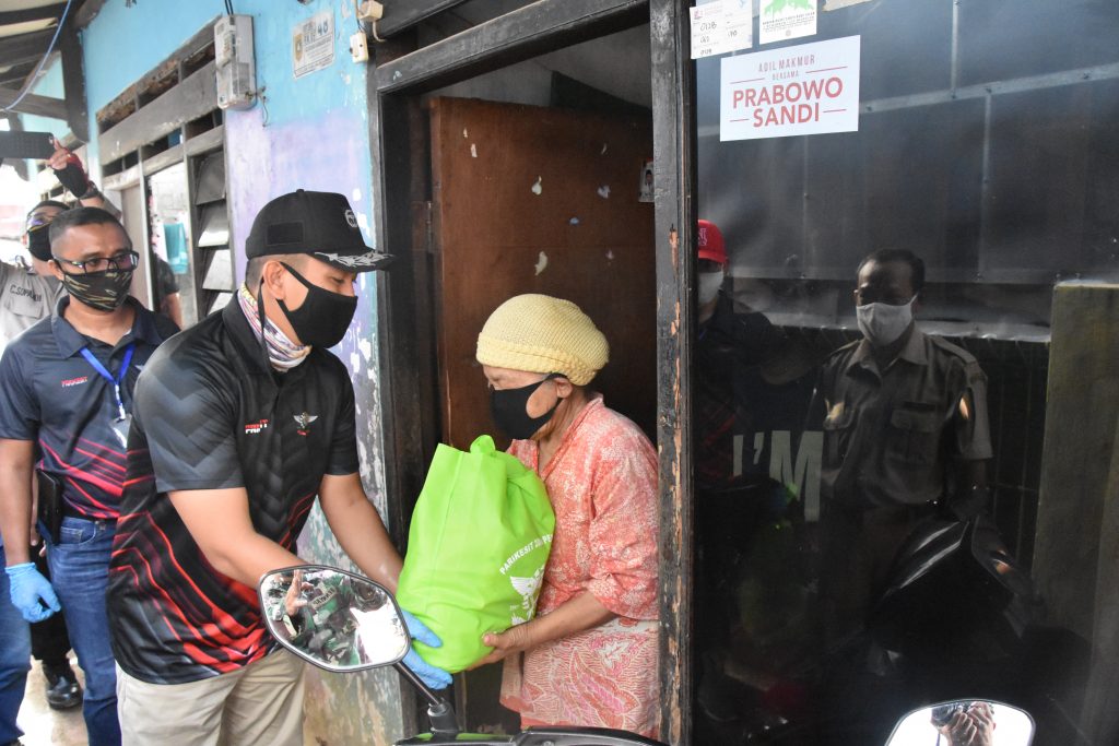 Peduli Masyarakat Yang Terdampak Covid-19, Ini Yang Dilakukan Alumni Akmil Tahun 2000