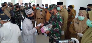 Hari ini Dandim 1608/Bima Dampingi Bupati Bima Lepas Kepulangan 7 Pasien Covid – 19 Di RSUD Bima.