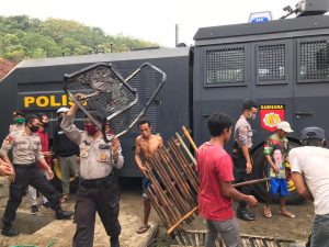 Diduga Arus Pendek Listrik Satu Unit Rumah Terbakar.