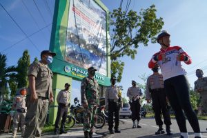 Danrem 162/WB Pantau Pos Pam Lebaran Ketupat