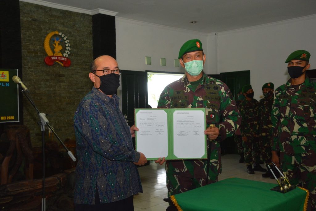 Berkolaborasi Korem 162/WB Dengan PLN UIP Nusa Tenggara Siapkan Bantuan Untuk Di Salurkan Kepada Masyarakat Terdampak Covid-19