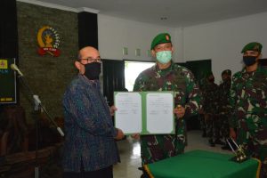 Berkolaborasi Korem 162/WB Dengan PLN UIP Nusa Tenggara Siapkan Bantuan Untuk Di Salurkan Kepada Masyarakat Terdampak Covid-19
