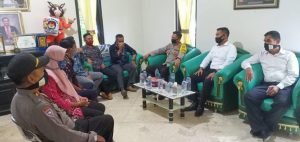 Kunjungi Bawaslu dan KPU, Kapolres Minta Kampanye Tidak Dilakukan di Lapngan Terbuka Hindari Penyebaran  Covid-19.