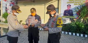 Tertibkan Disiplin anggota Wakapolres Sidak Personil Polres Dompu