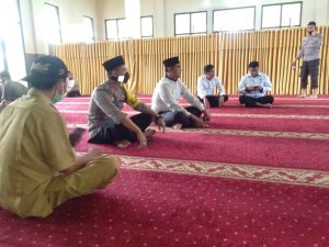 Kapolres Dompu Silaturahmi Dengan Keluarga Korban Pembunuhan dan Tokoh Adat Donggo.