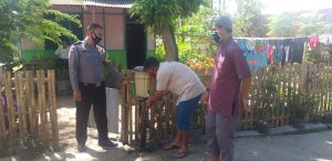 Menuju Kampung Sehat, Desa Tapir Ganti Tempat Cuci Tangan Warga Dengan Yang Baru