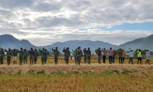 Yel-yel Ala TNI Suntik Semangat Prajurit di TMMD 108 Kodim 1628 Sumbawa Barat