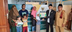BAZNAS Sumbawa Barat Serahkan Beasiswa Kepada 85 Siswa Dari Sekolah Swasta