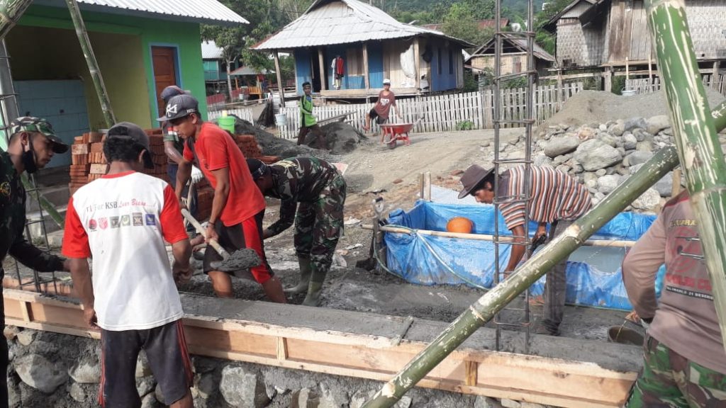 TMMD 108 Kodim 1628/SB Bangun Masjid Warga  Batu Melik Merasa Bersyukur