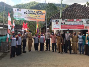 Sat Lantas Polres Sumbawa Barat Sosialisasikan Lomba Kampung Sehat dan Transportasi Sehat di Desa Lampok
