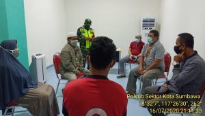 Pasien PDP Hendak Dipulang Paksa, Polsub Sektor Kota Sumbawa Beri Pengamanan Dan Mediasi