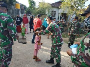 Wujudkan Lingkungan Bersih, Sehat dan Aman Dari Covid-19, Kodim 1614/Dompu Gelar Karya Bhakti