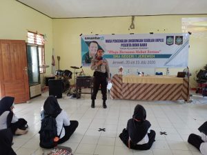 Bhabinkamtibmas Desa Belo Edukasi Siswa Tata Tertib Berlalu Lintas