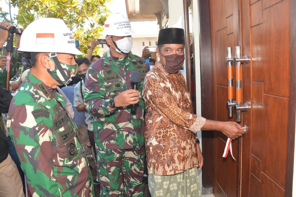 Tinjau Dan Serahkan Kunci RTG, Ini Yang Disampaikan Pangdam IX/Udayana