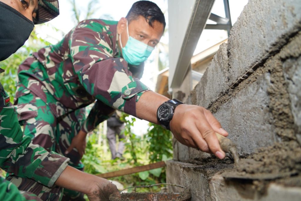 Danrem 162/WB Beri Motivasi Dan Dorong Semangat Satgas RTG