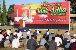 Gelar Sholat Idul Adha di Lapangan Gajah Mada, Polda NTB Terapkan Protokol Covid-19