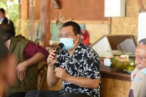 Gubernur Sambangi Warga Pulau Moyo, Serap Aspirasi dan Ajak Masyarakat Dukung Investasi