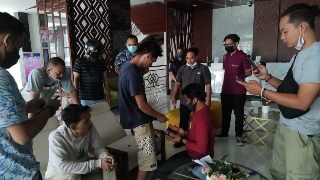 Polda NTB Tangkap Empat Tersangka Pemilik Sabu di Salah Satu Hotel di Mataram