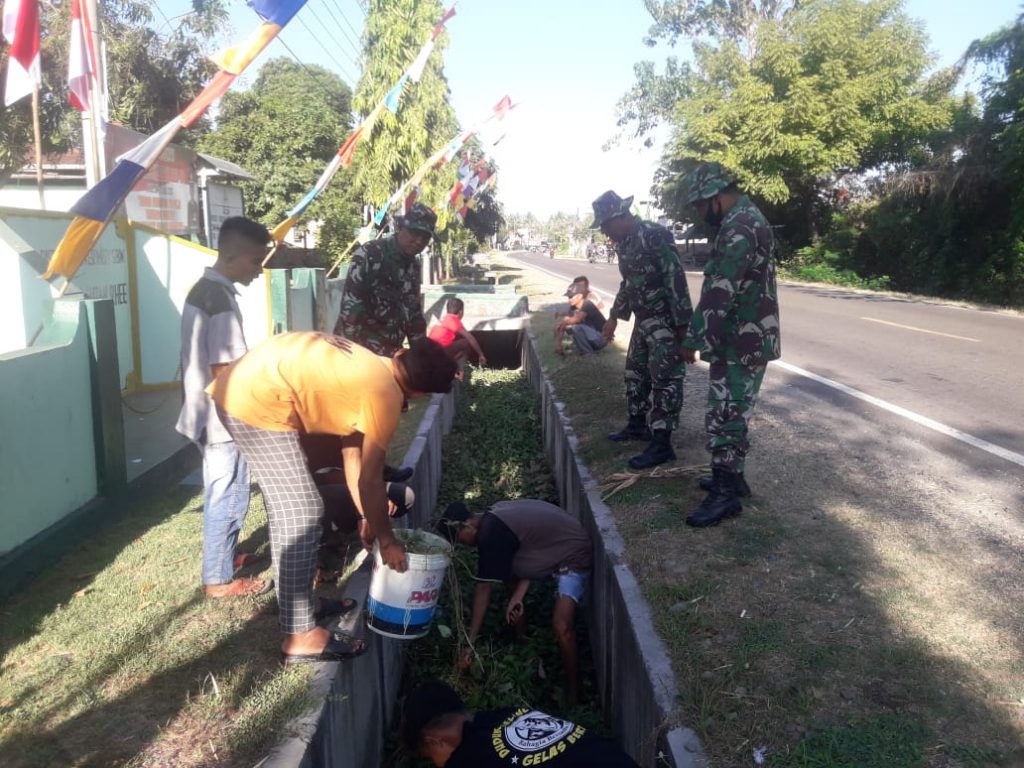 Koramil Jajaran Kodim 1607/ Sumbawa Serentak Gelar Karya Bakti TNI