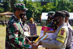 Danrem 162/WB Bersama Gubernur Dan Kapolda Pimpin Apel Gelar Tiga Pilar Guna Implementasi Inpres No 6 Tahun 2020