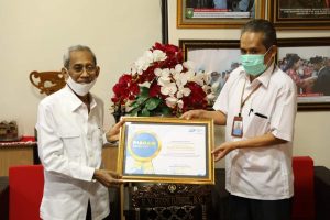 Terima Penghargaan Dari BPS RI, Bupati Sumbawa : Terimakasih Partisipasi Masyarakat