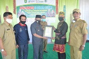 Desa Tatede Kecamatan Lopok Peroleh Predikat Desa STBM, Wabup Apresiasi Kesadaran Masyarakat Setempat