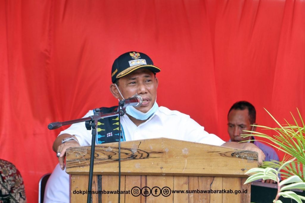 Buka Seminar Pengembangan Pendidikan, Bupati Harap KSB Jadi Negeri toyyibatun warabbun gafur
