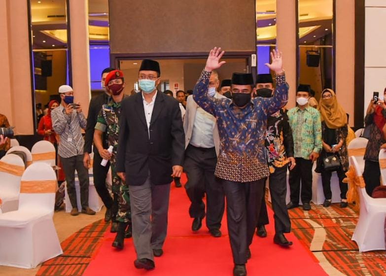 Baru dari Lombok, Menteri Agama Fachrul Razi Positif Covid-19,  Gubernur Zul Lakukan Swab