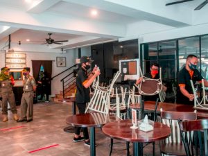 Langgar PSBB, Polda Metro Jaya Segel Ratusan Perkantoran dan Restoran