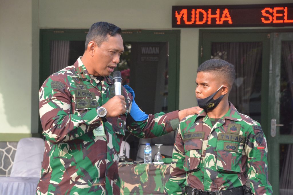 Jam Komandan, Danrem 162/WB Berikan  Support Dan Atensi Kepada Prajurit Yonif 742/SWY Agar Tidak Mudah Terprovokasi Dan Menjadi Prajurit Profesional