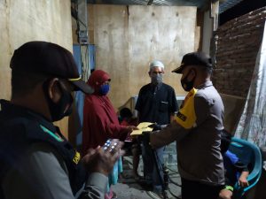 Kapolres Sumbawa Berikan Bantuan Kepada Anak Penderita Lumpuh