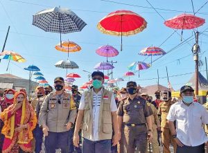 Kunjungi Kampung Sehat di Sumbawa Barat, Gubernur NTB Apresiasi Kekompakan Masyarakat Arab Kenangan
