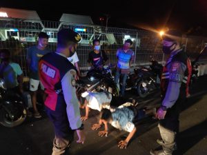 Polres Sumbawa Patroli Rutin dan Tindak Yang Tak Patuh Protokol Kesehatan