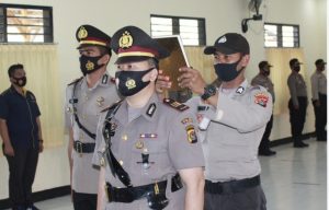 Kapolres Sumbawa Barat Pimpin Sertijab Kasat Lantas, AKP Ricky Yuhada Ganti AKP Putu Gde Caka