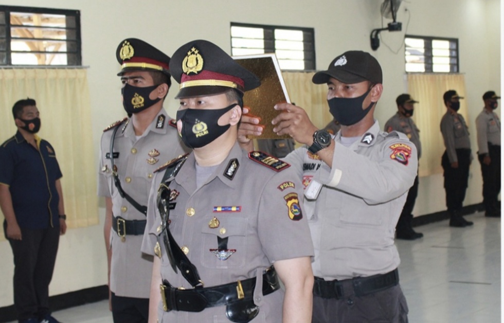 Kapolres Sumbawa Barat Pimpin Sertijab Kasat Lantas, AKP Ricky Yuhada Ganti AKP Putu Gde Caka