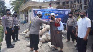 Kapolres Lombok Timur, Gelontorkan Bantuan Masjid Sirojul Munir Yang Baru di Bangun