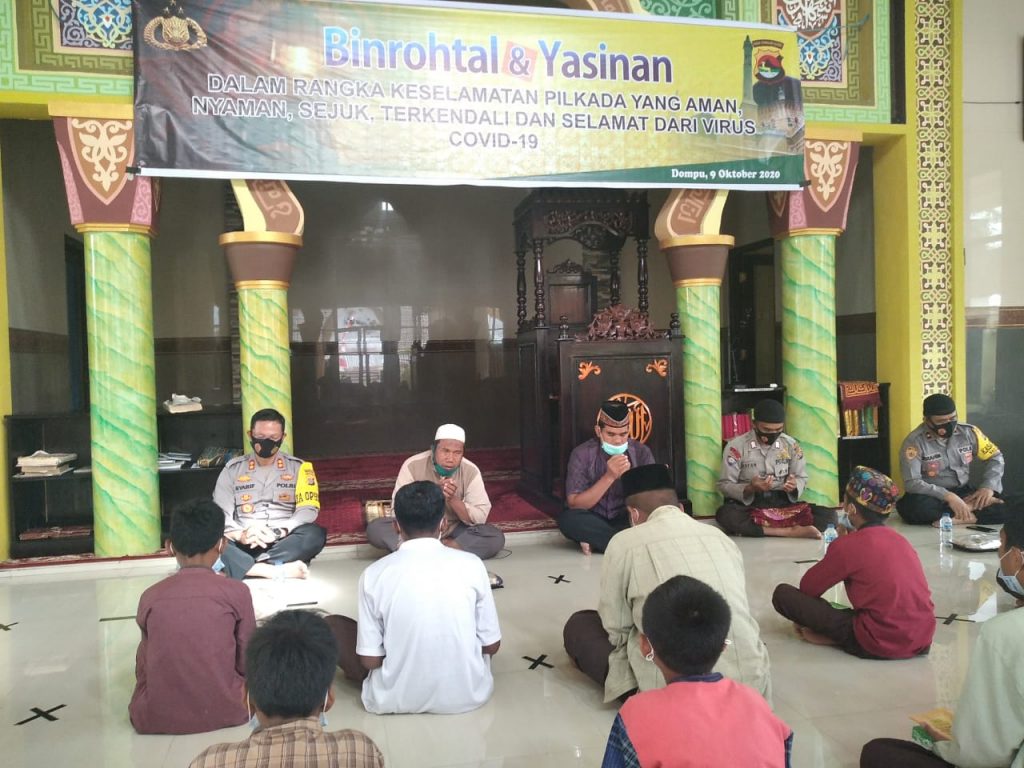 Berharap Pilkada yang Aman dan Sejuk, Polres Dompu Gelar Giat Rutin Binrohtal Yasinan
