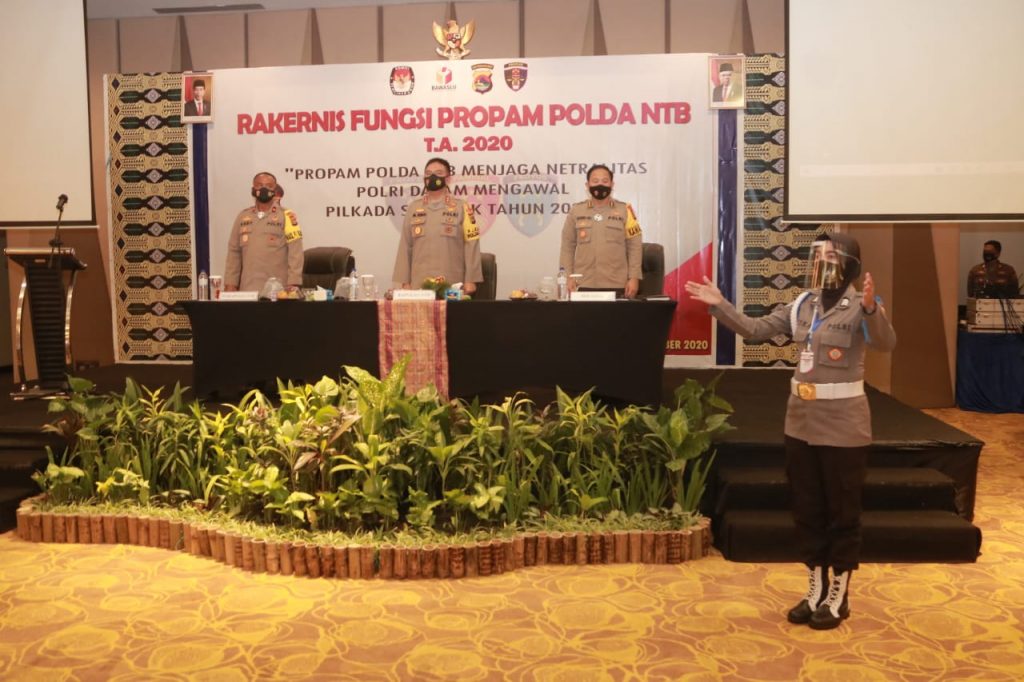 Kapolda NTB Buka Rakernis Fungsi Tehnis Bidang Propam