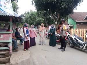 Unik! Bhabinkamtibmas Desa Lamusung Pilih Ibu-ibu Sebagai Corong Informasi Keluarga