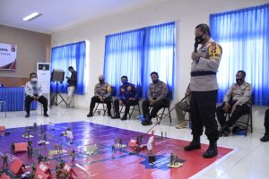 Kapolres KSB Arahkan Anggota Untuk Antisipasi Kemungkinan Terjelek Yang Akan Terjadi di Pilkada