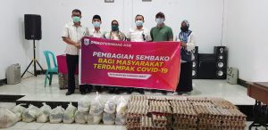 Koperindag Sumbawa Barat Distribusikan 1.533 Paket Sembako Untuk Warga Terdampak Covid -19